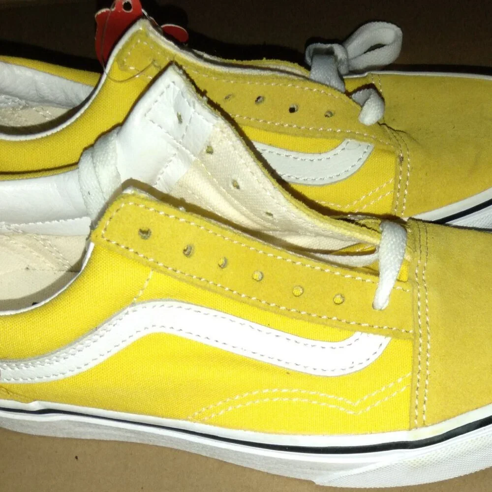 Mens Van's size 4 - Picture 4 of 9